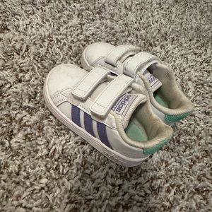 Girls Adidas Sneakers - White and Purple - Size 5 Toddler